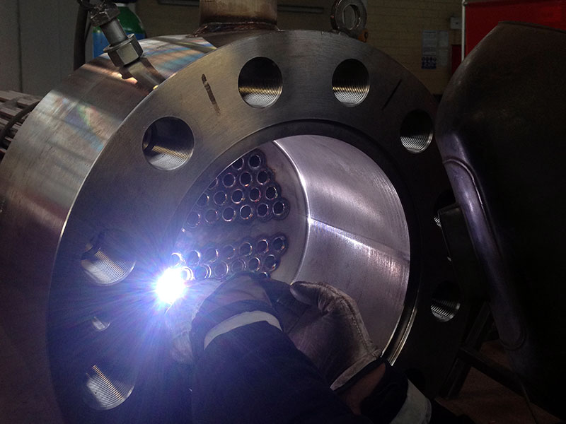 Costruzione certificata di impianti a pressione per industria